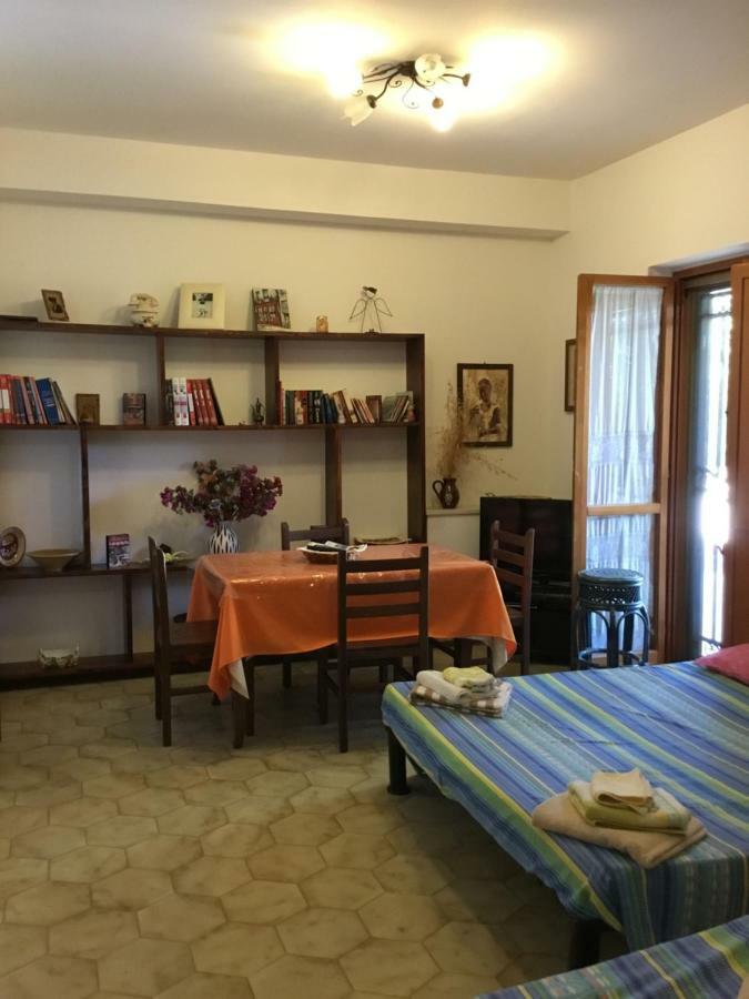 Casa Letizia Apartamento Fontane Bianche Exterior foto