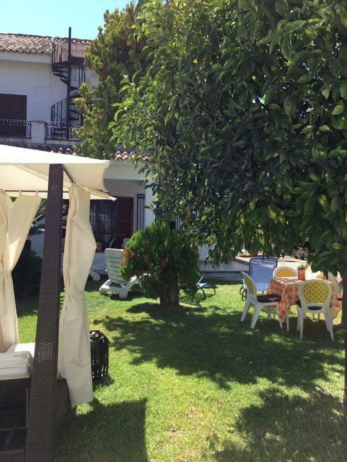 Casa Letizia Apartamento Fontane Bianche Exterior foto
